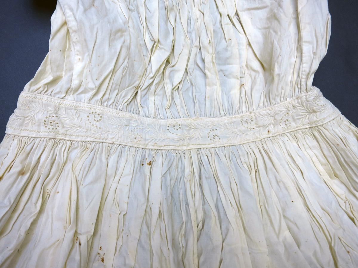1976.0259 Dress, Detail