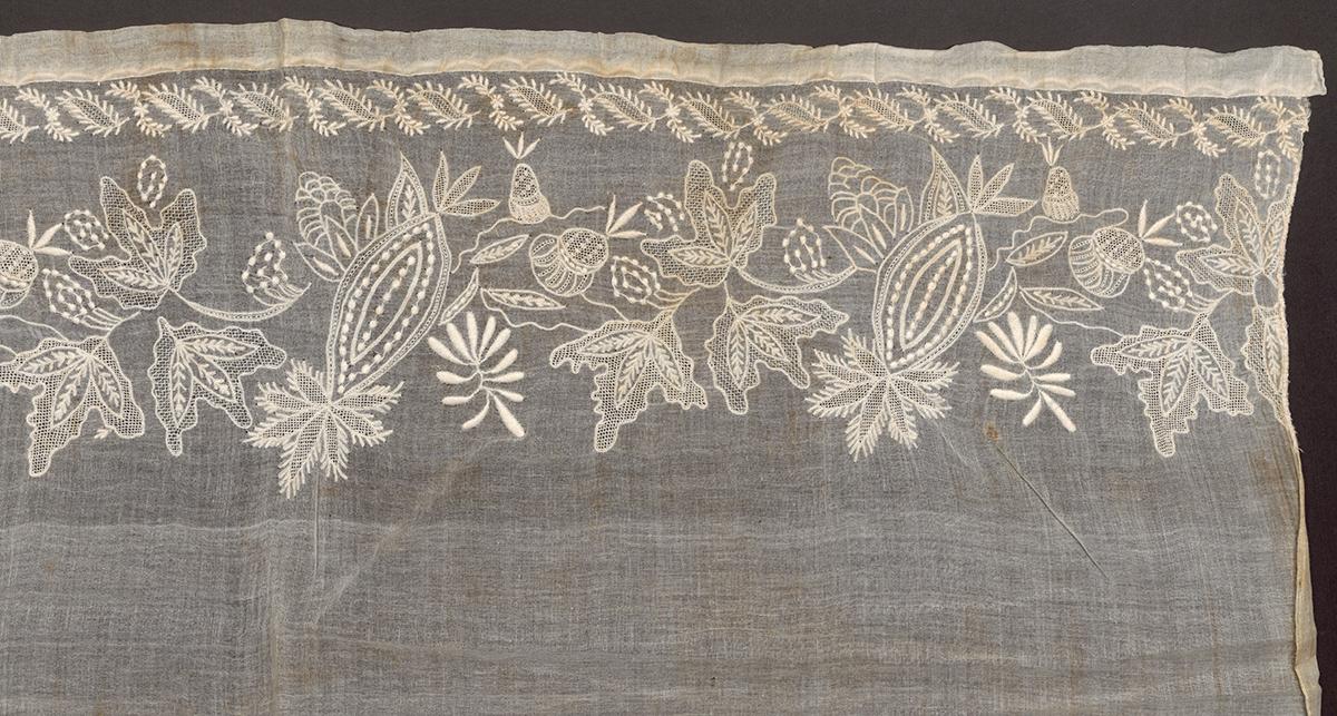1976.0263 B Shawl, Verso Detail