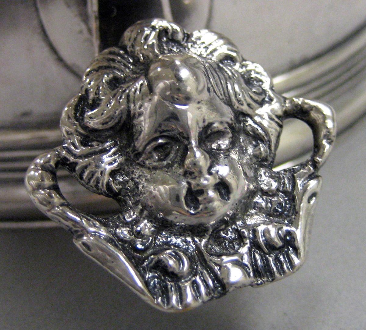 1976.0278 Silver Tankard handle detail