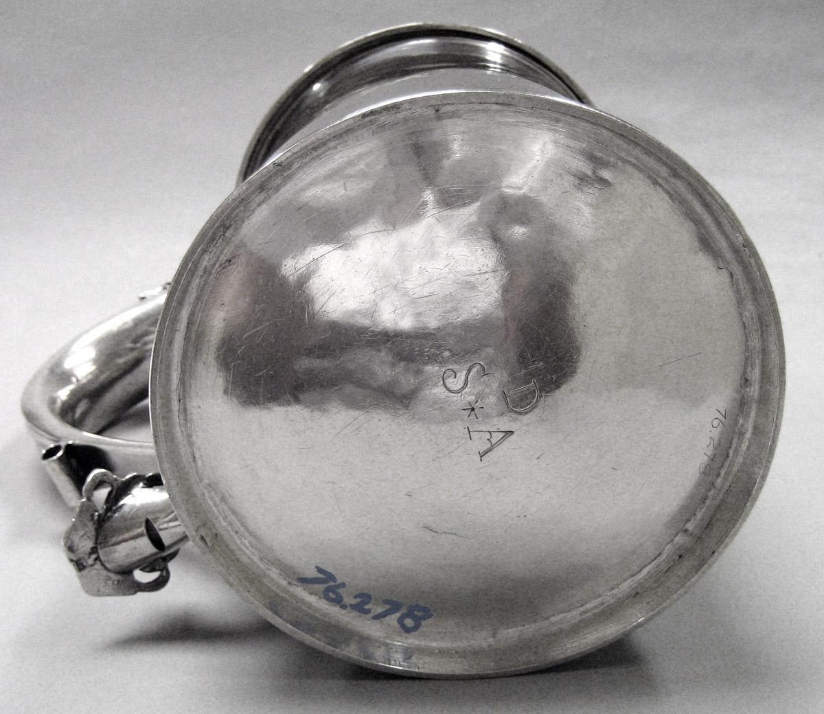 1976.0278 Silver Tankard underside