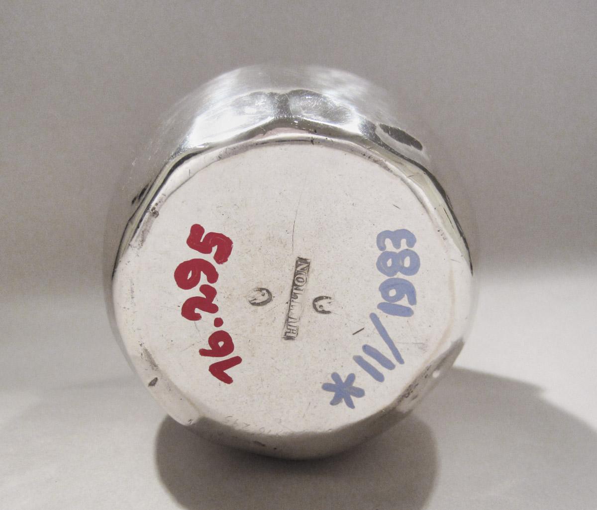 1976.0295 Beaker, underside