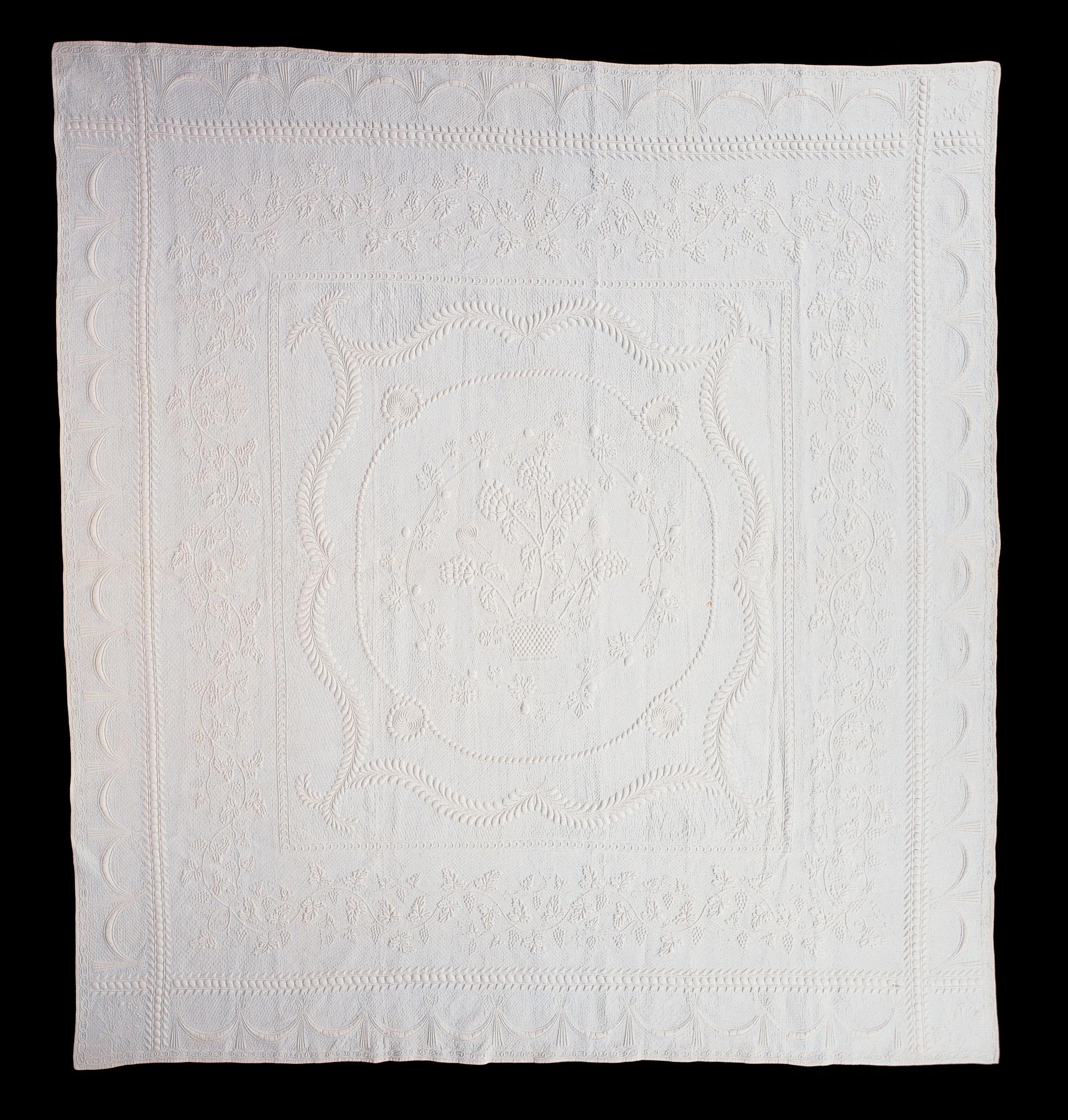1976.0301 Quilt, whitework