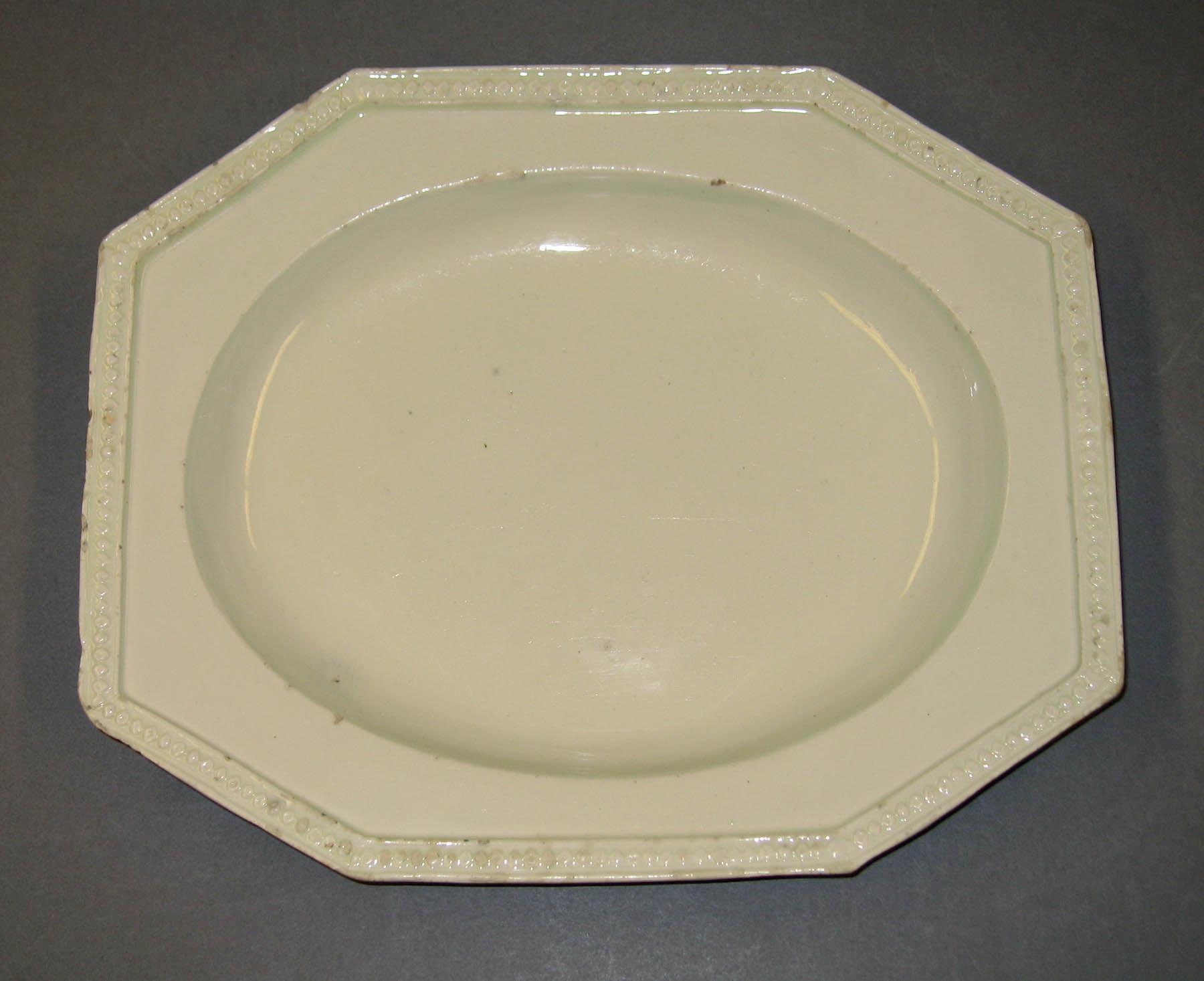 1976.0319 Creamware dish