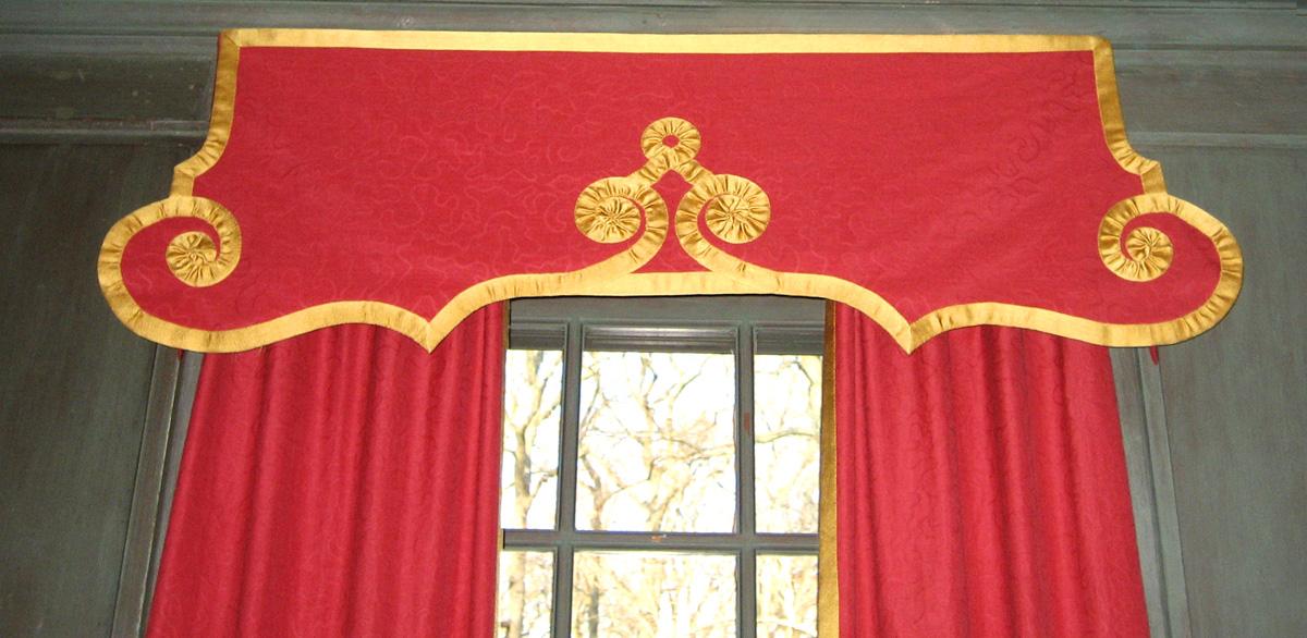 1976.0500.004 valance