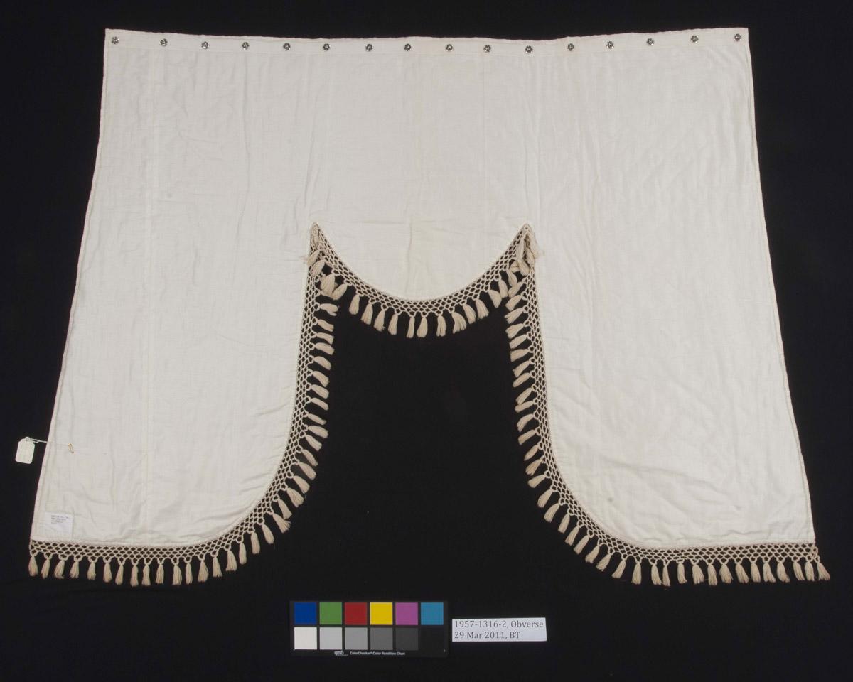 1957.1316.002 Bed hanging, Valance (reverse)