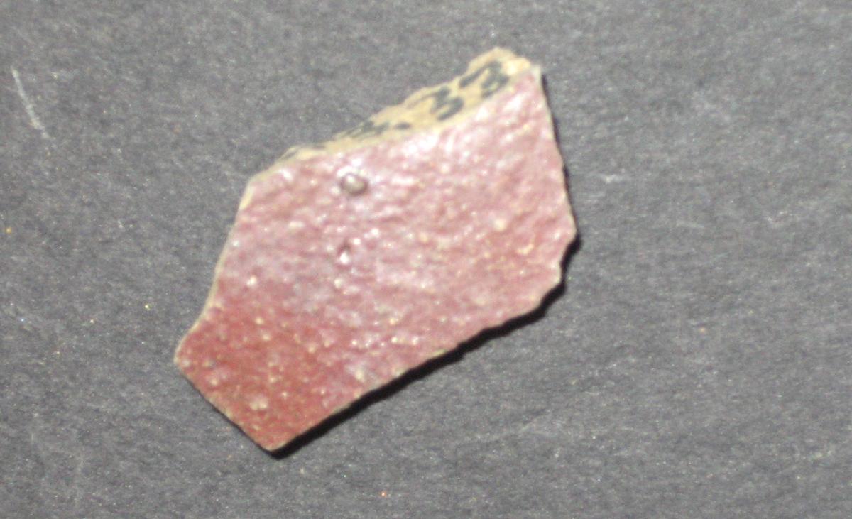 1976.0523.033 Ceramic Fragment (underside)