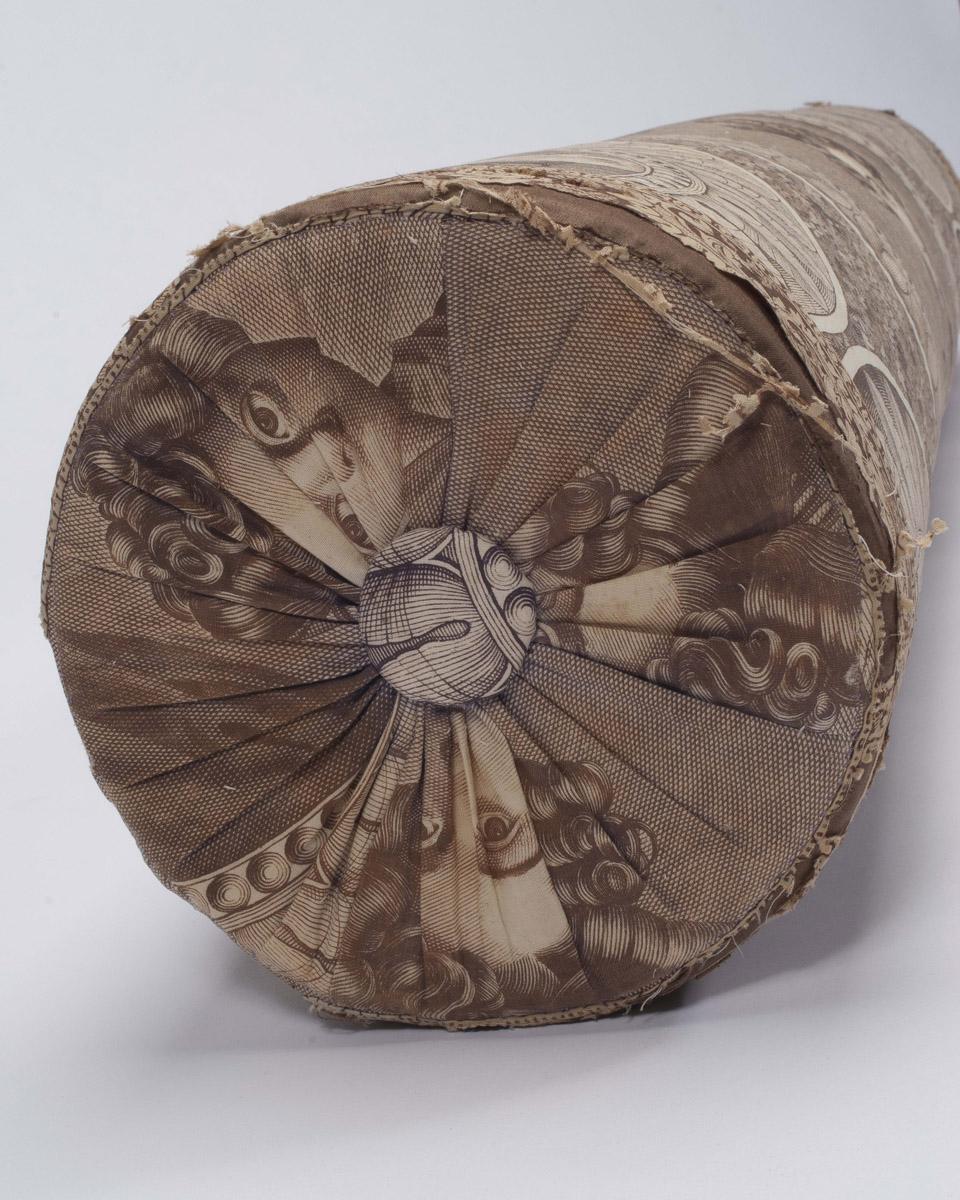 1957.1316.005 Bolster (view 4)