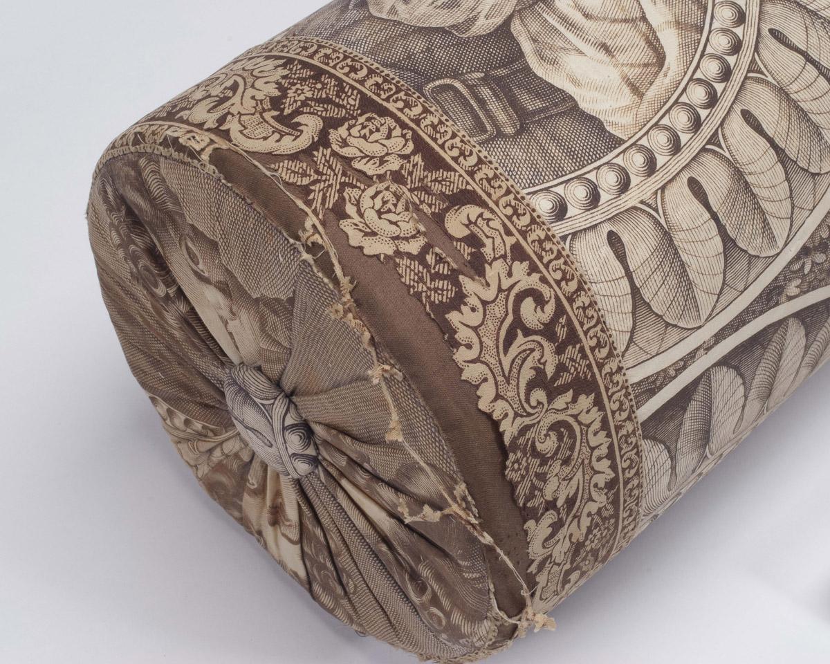 1957.1316.005 Bolster (view 3)