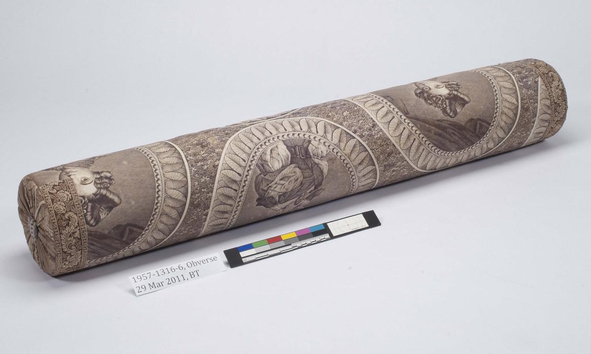 1957.1316.006 Bolster (view 5)