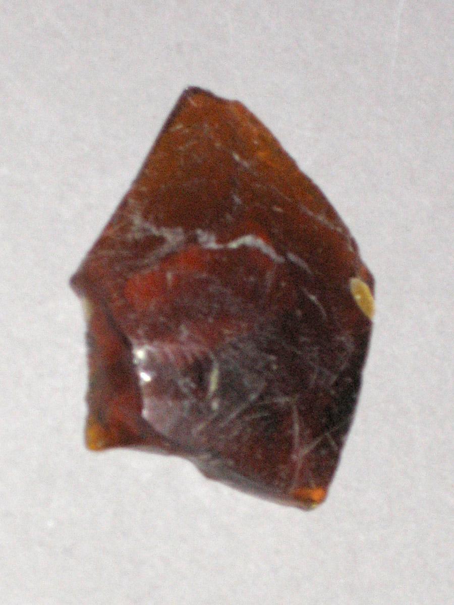 1976.0524.023 Glass fragment