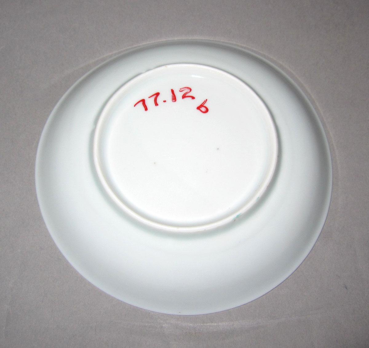 1977.0012 B Porcelain saucer underside