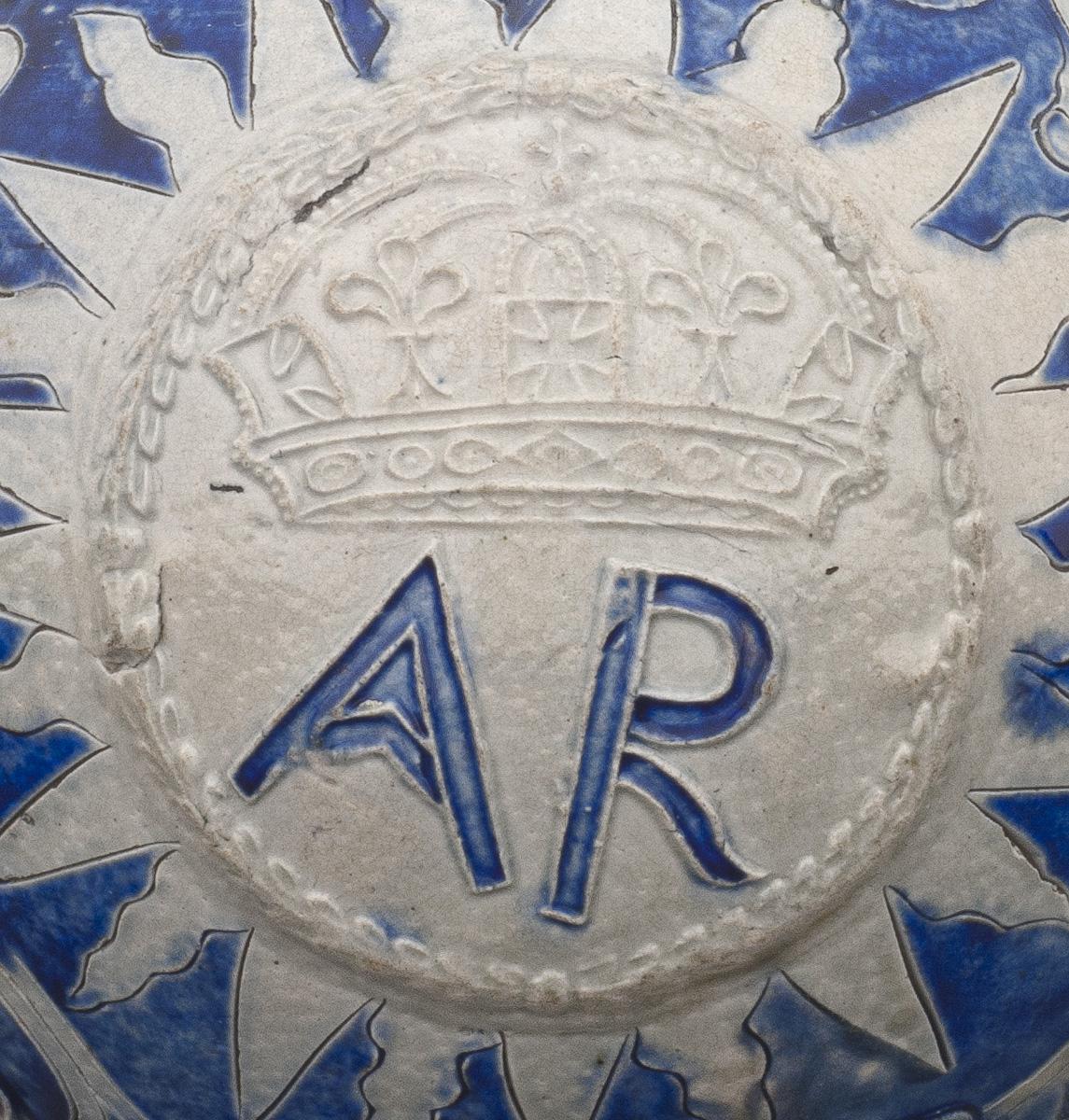 1977.0046 Jug, Queen Anne medallion jug (detail))
