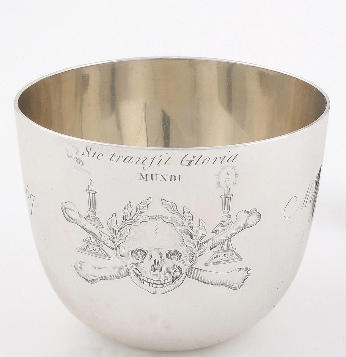 1977.0078 Tumbler