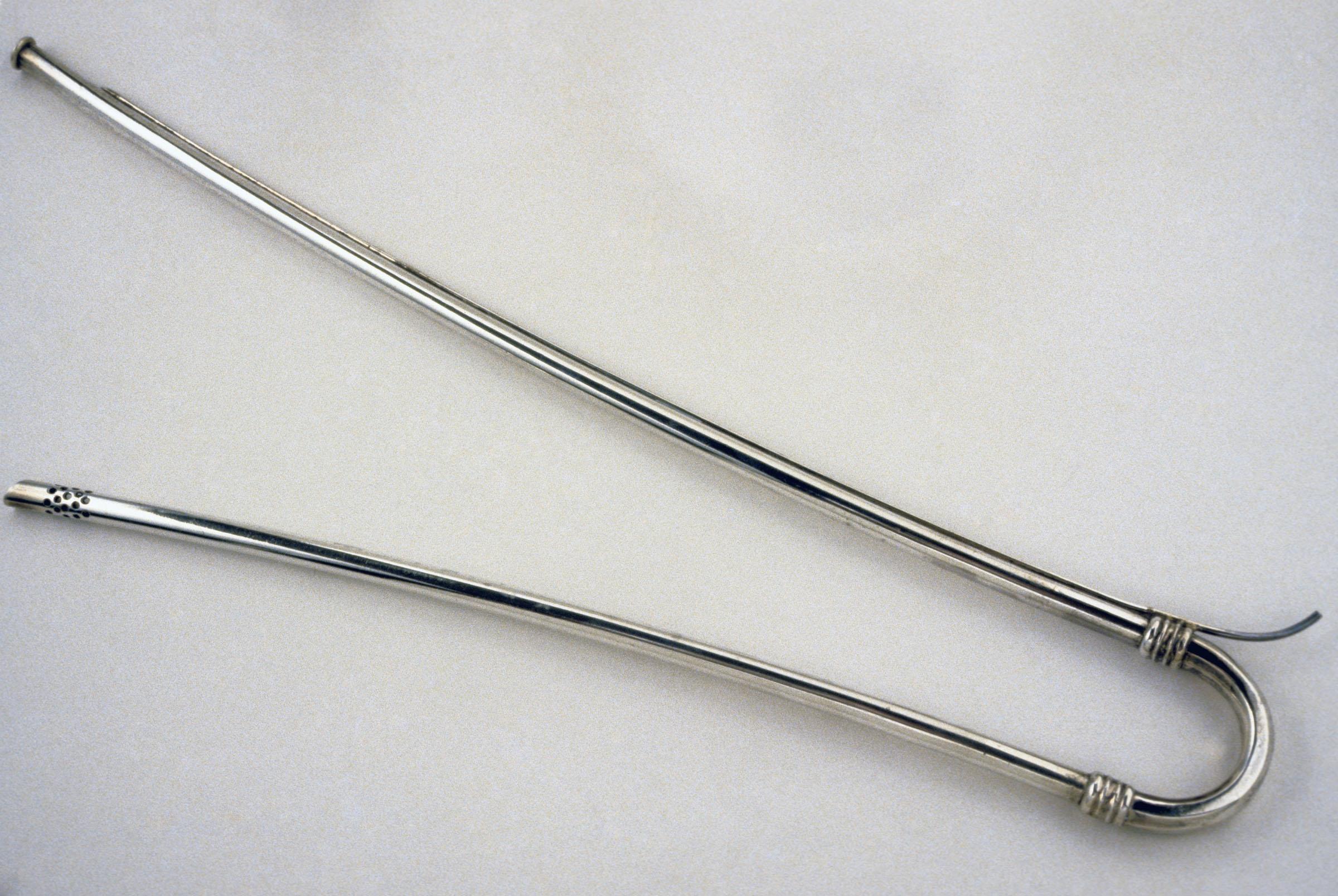 1977.0082 Syphon, view 1