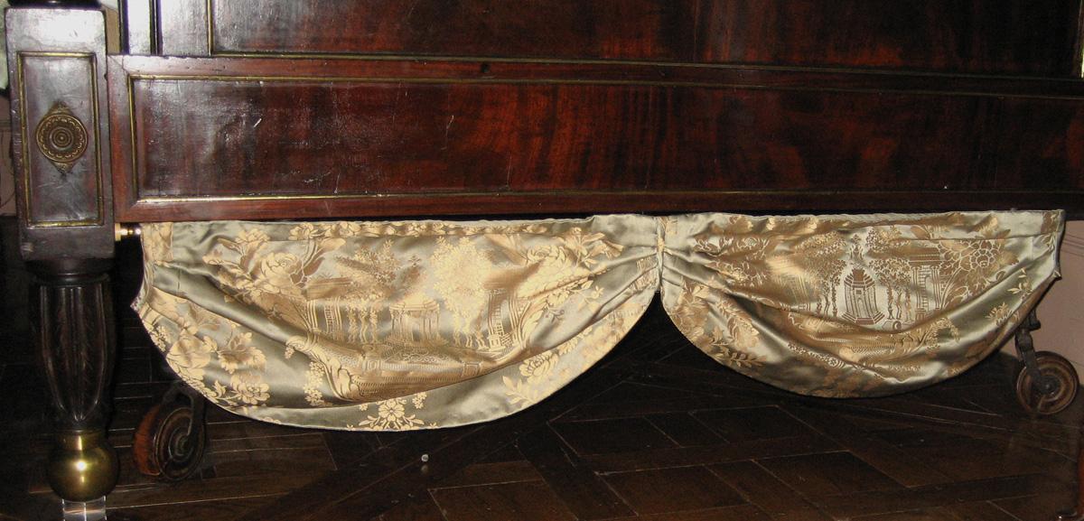 1957.1321.003B Base Valance