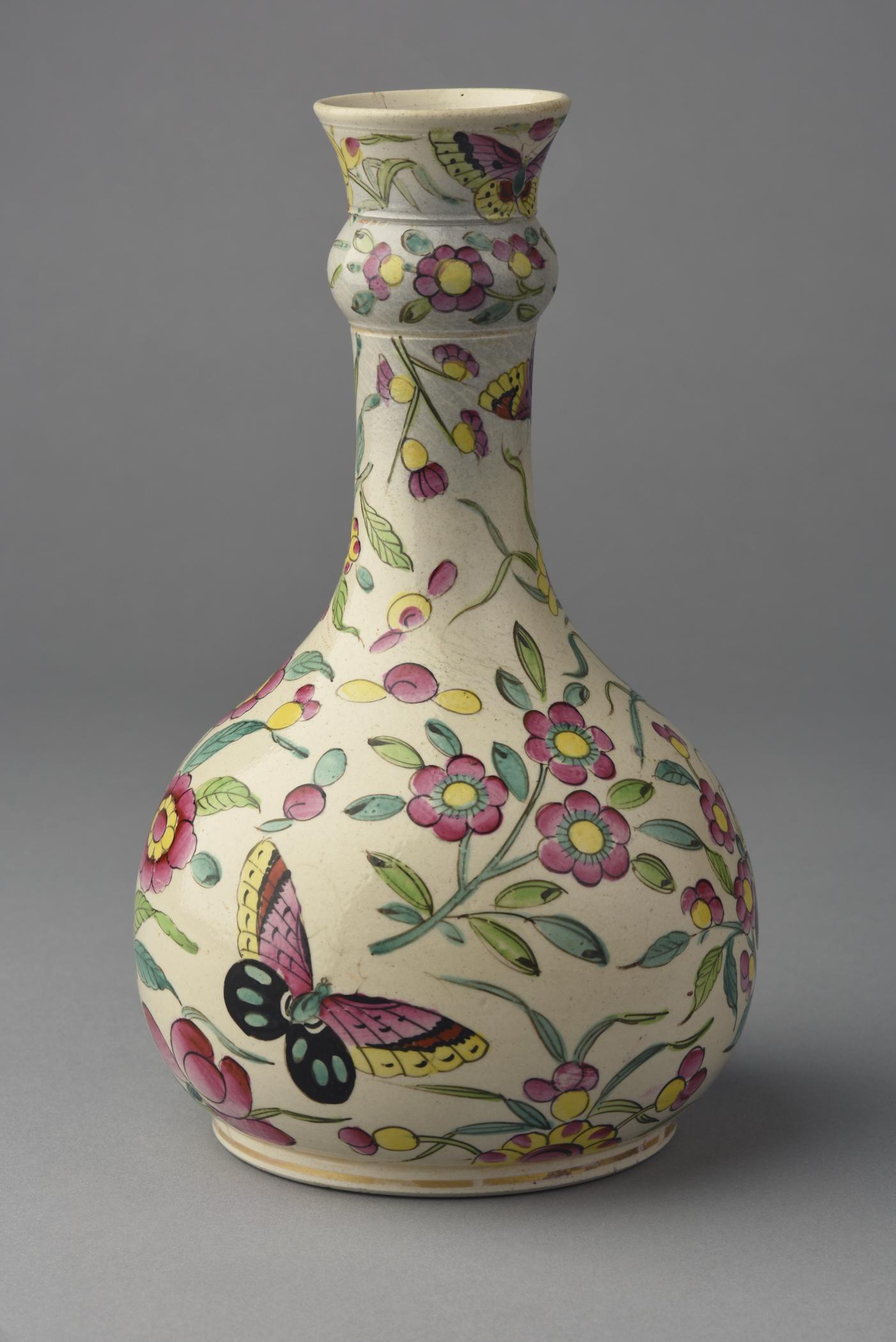 1977.0093 Bottle, view 1