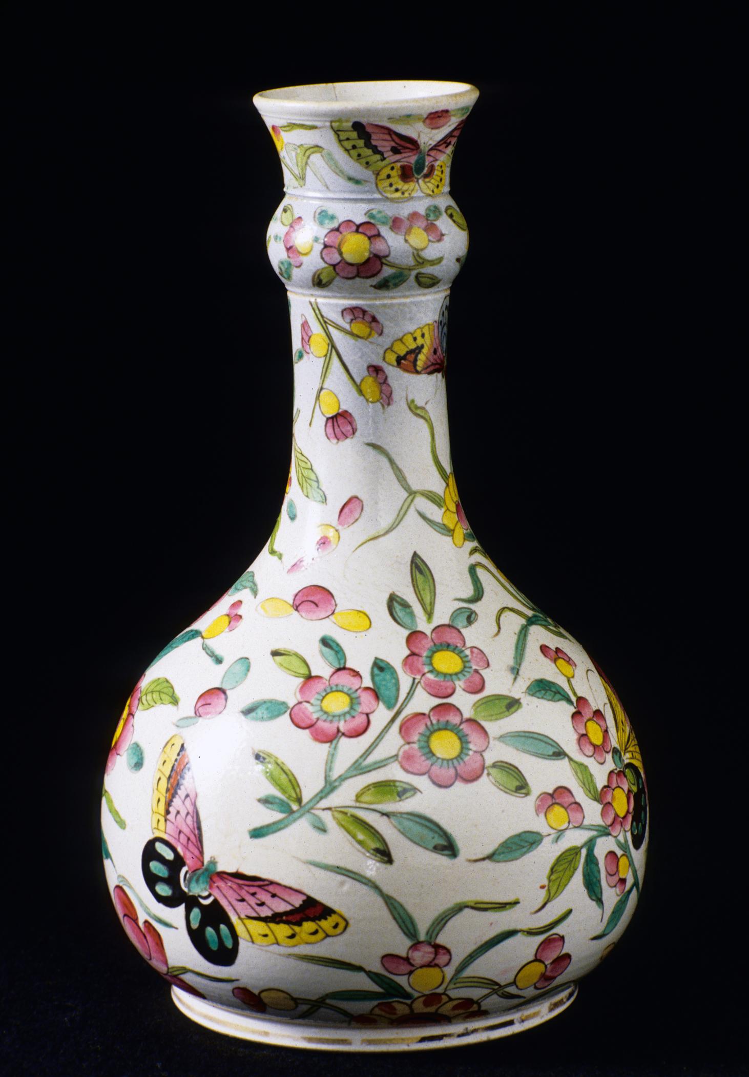 1977.0093 Bottle