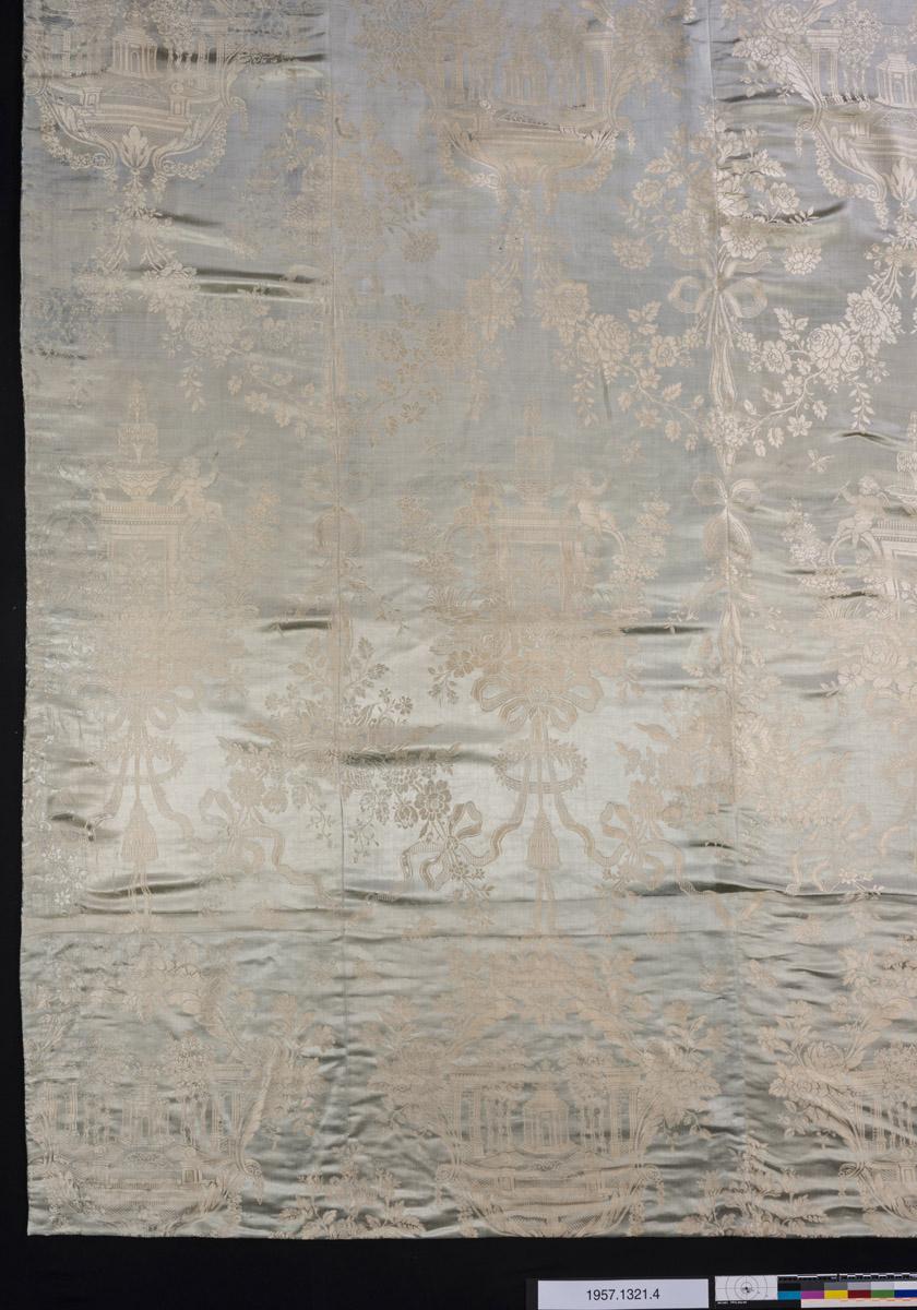 1957.1321.004 Bedcover, detail 1