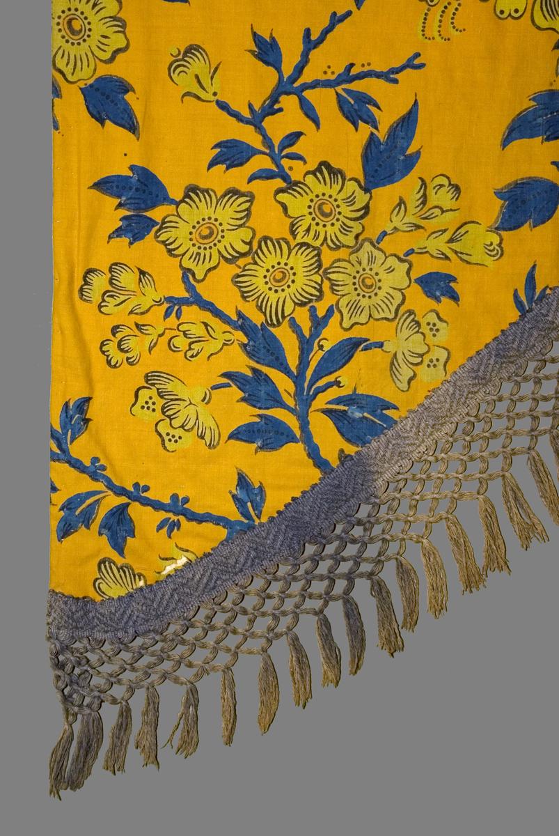1952.0330 A Window Hanging, Side Curtain, Edge Detail