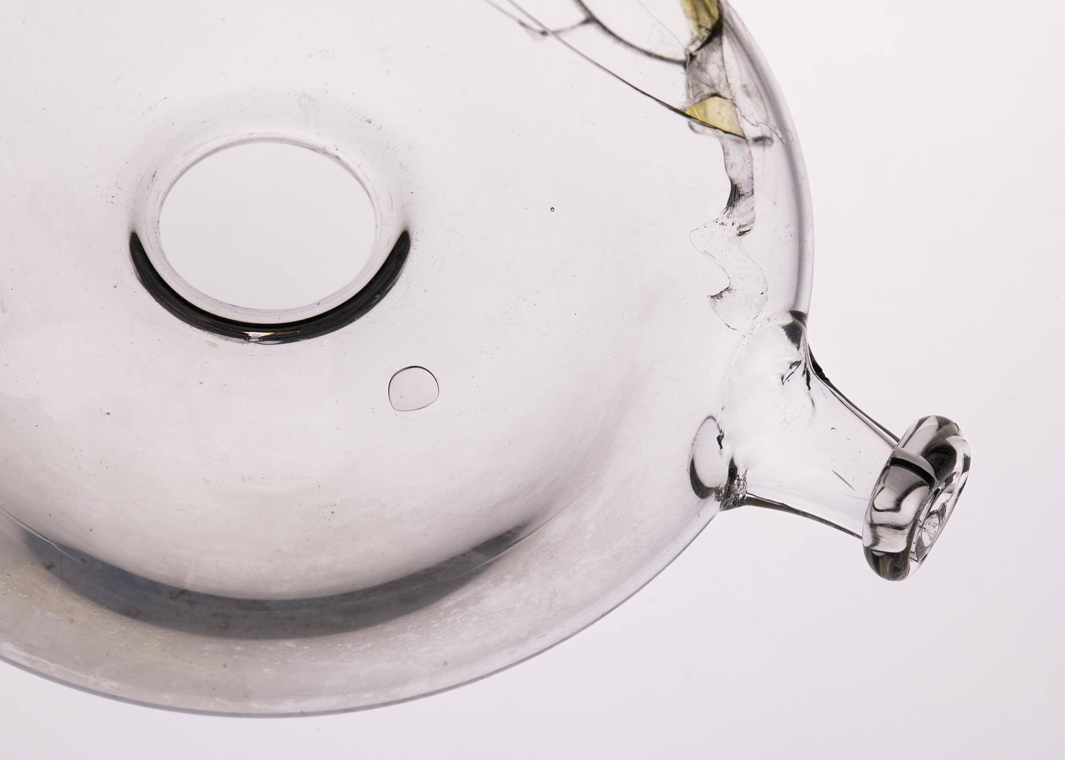 1977.0107 Breast glass, Nipple shell, detail 4