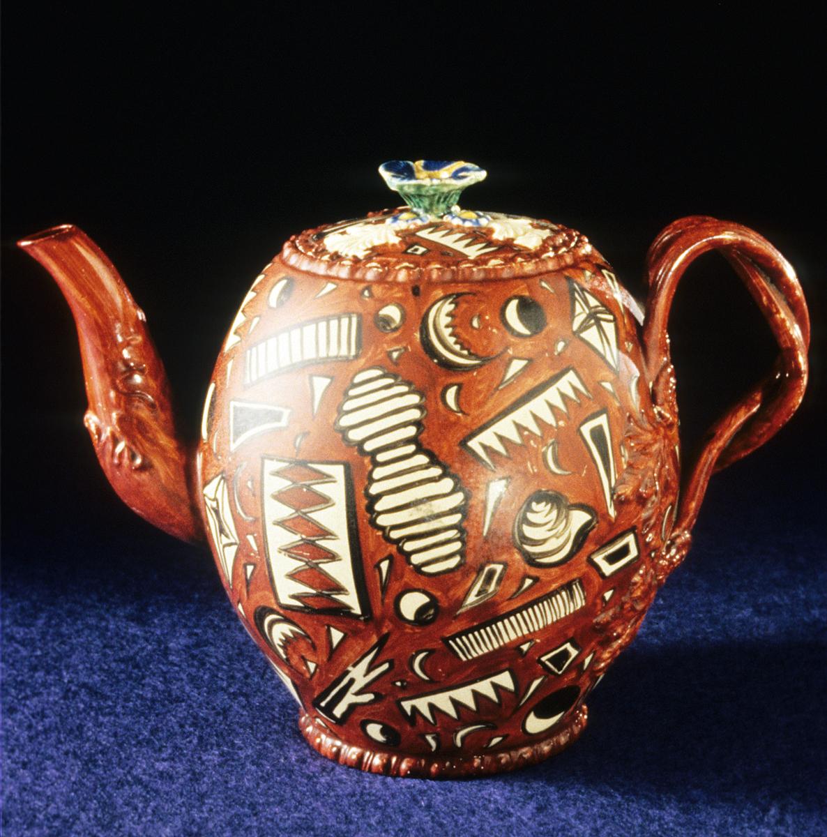 1977.0113 Creamware teapot