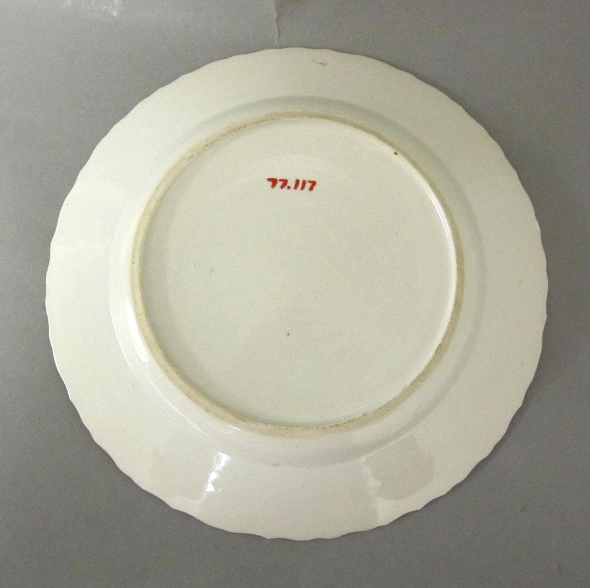 1977.0117 Porcelain plate underside