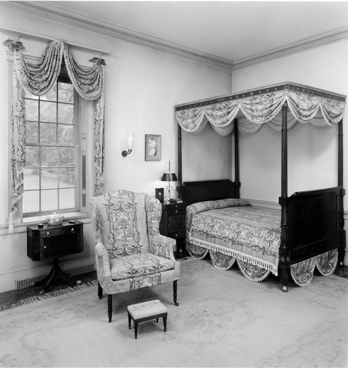 Room-Nemours Room (bw/view 1)