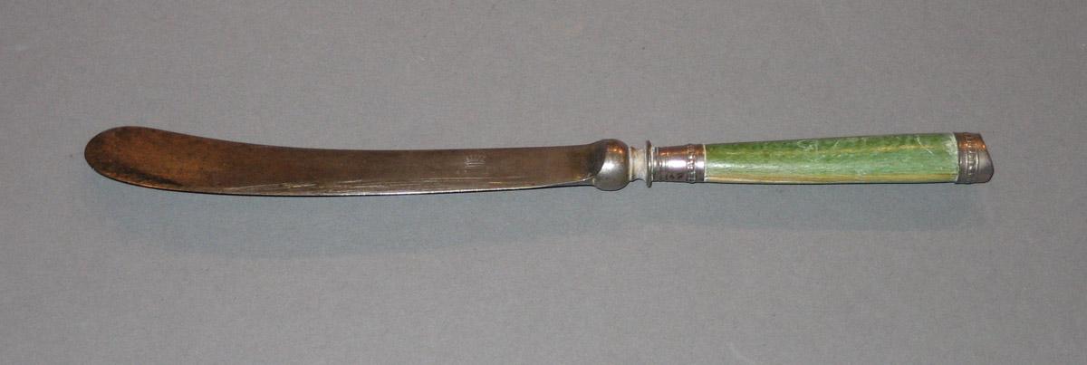 1977.0156.009 Knife