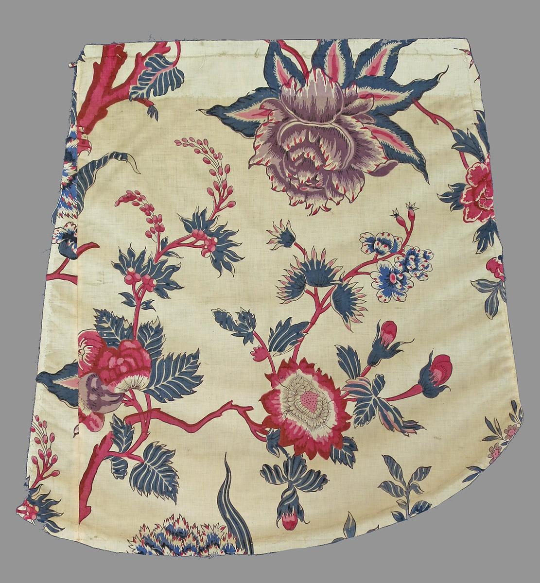 1957.1324.001 C Textile, printed obverse