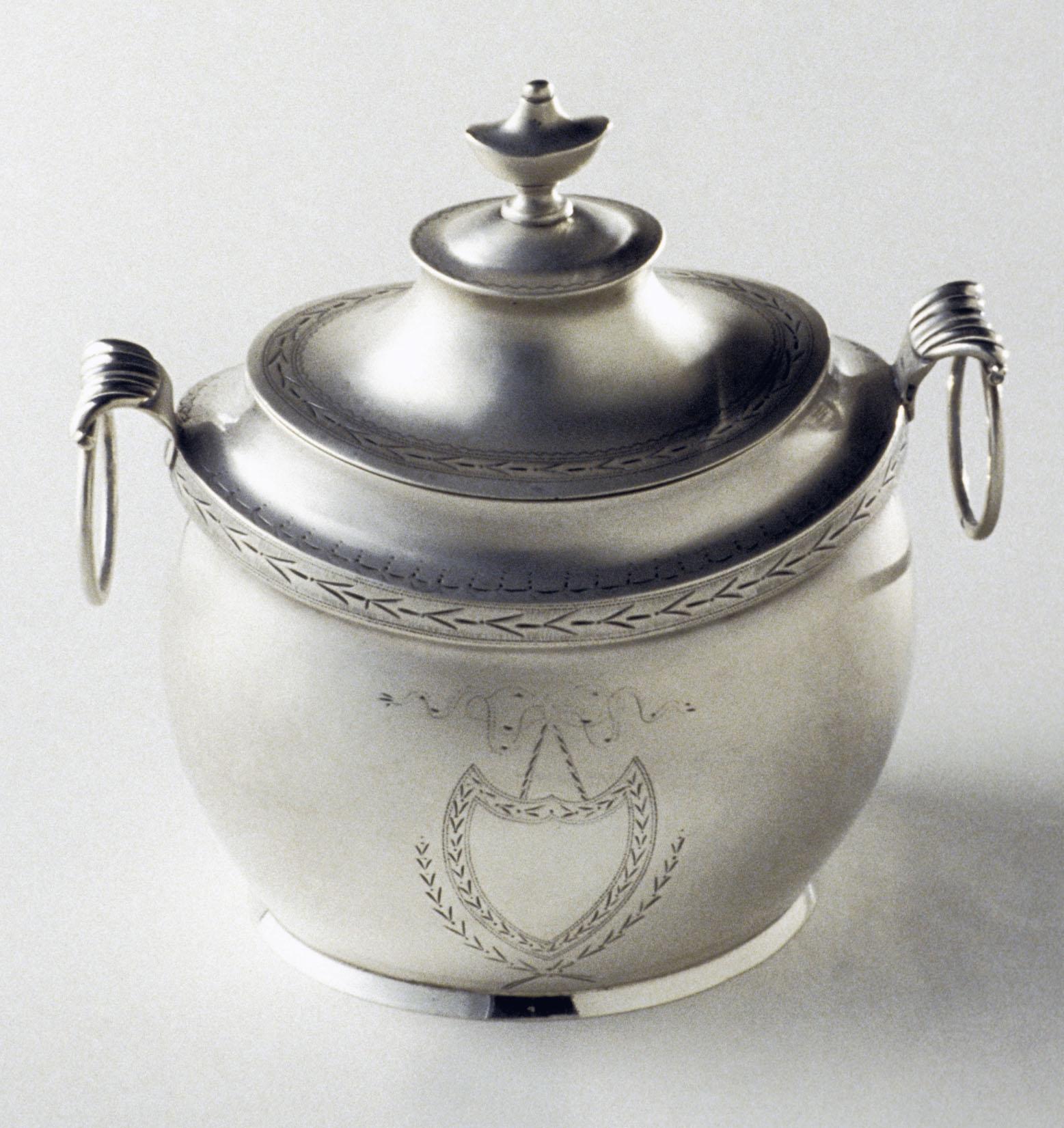 1977.0224 A, B Sugar Bowl, view 1