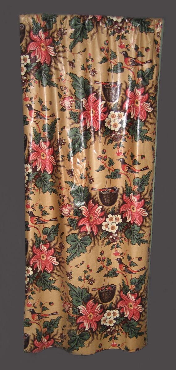 1977.0510 B Side Curtain