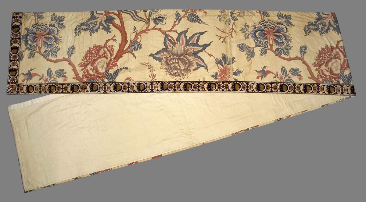 1957.1324.006 C Window Hanging, Valance