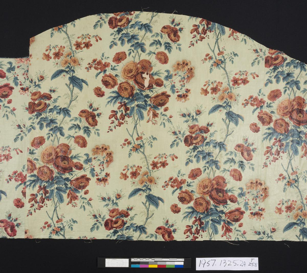 1957.1325.002 A Textile, printed, detail 1