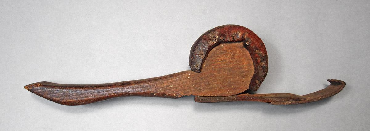 1978.0001, Webbing tool, side 1