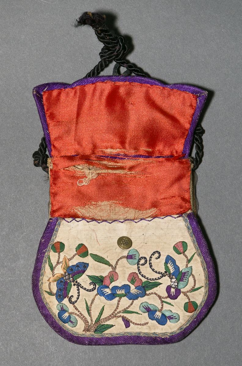 1978.0007 Purse, Inside
