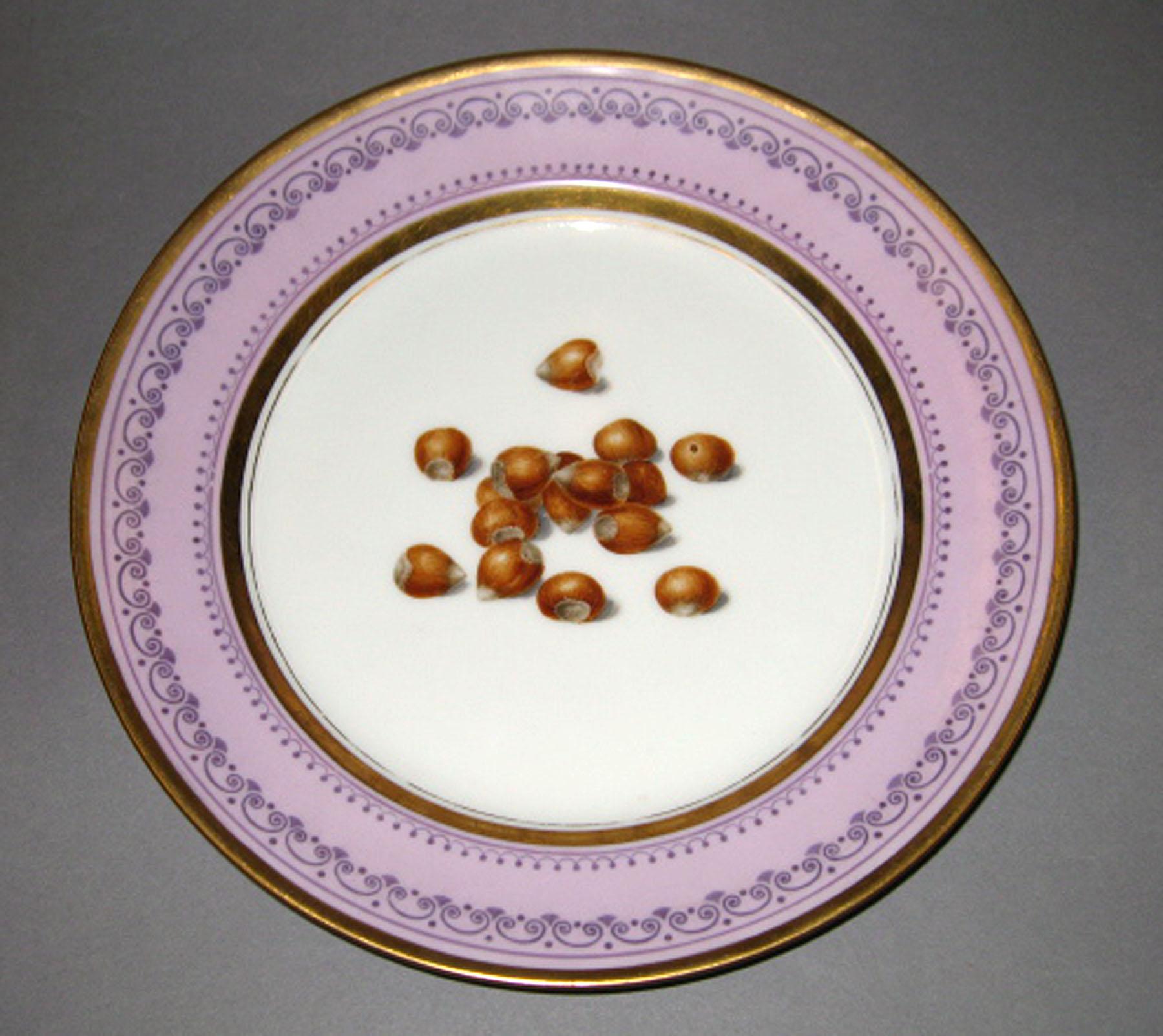 1978.0015.003 French porcelain plate