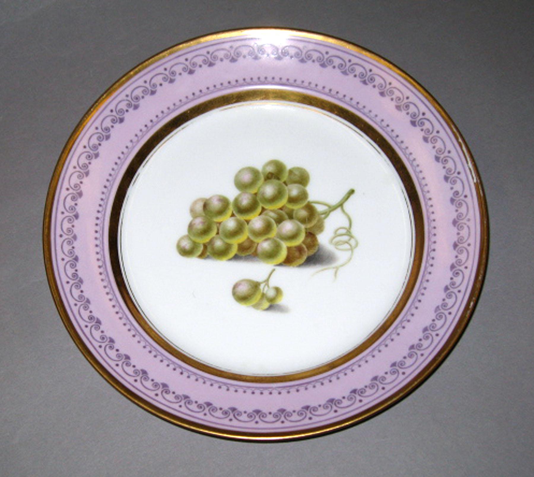 1978.0015.004 French porcelain plate
