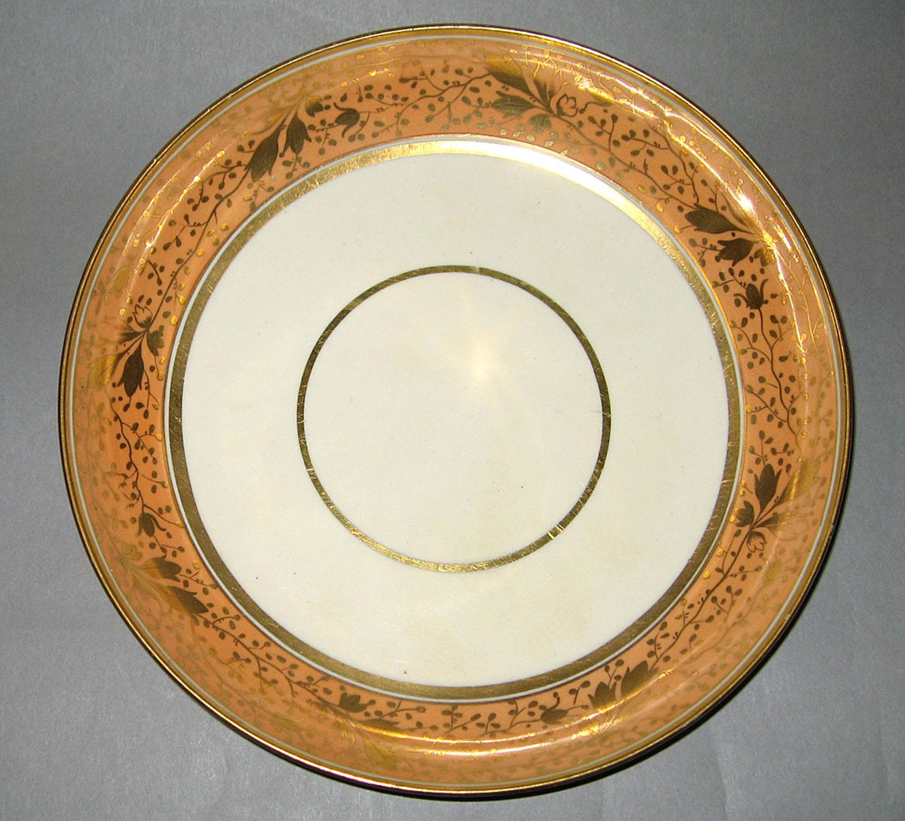 1978.0016.001 Bone china cake plate