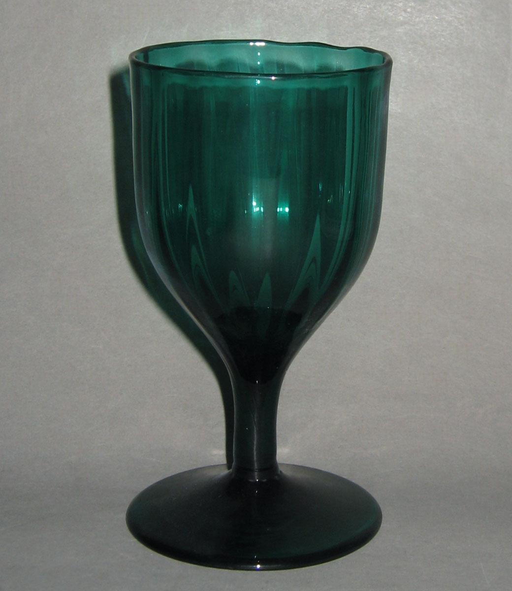 1978.0017.007 Lead glass wine glass
