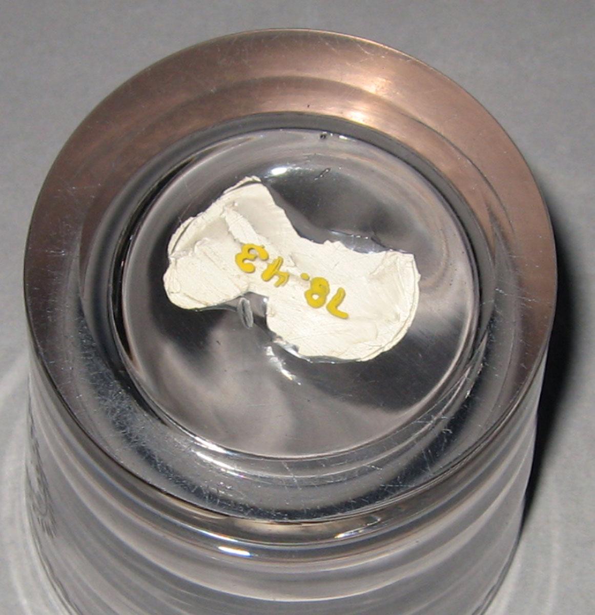 1978.0043 Colorless glass tumbler with sulphide portrait (underside)