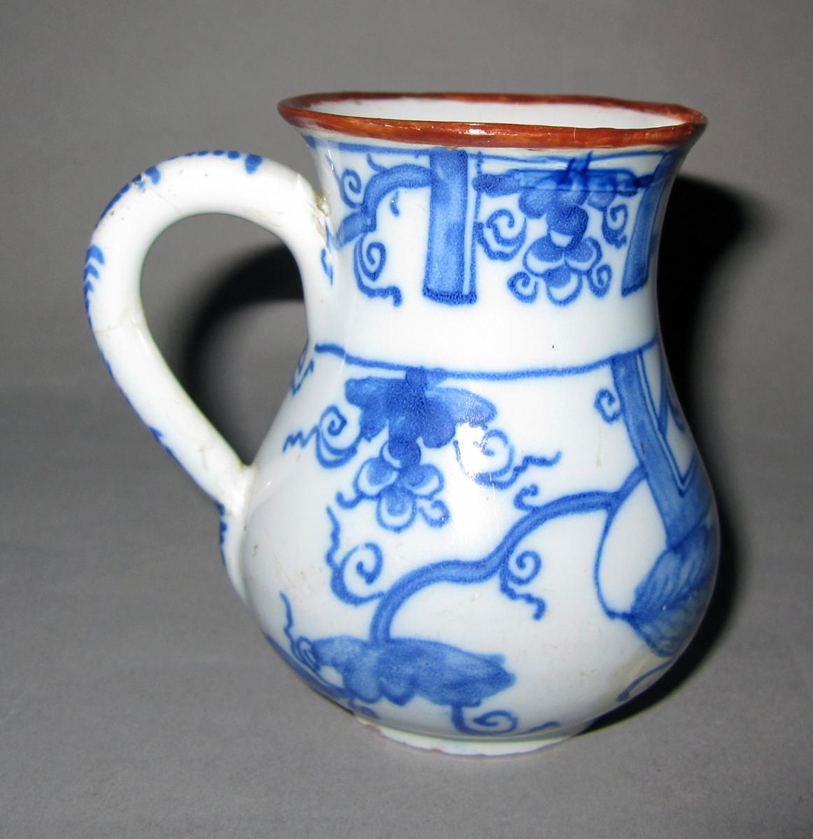 1978.0053 Delft cream pot face two
