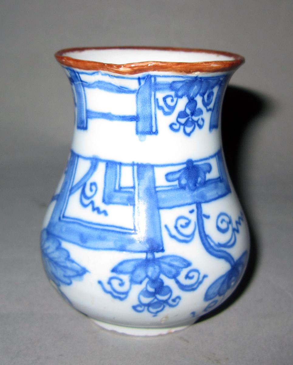 1978.0053 Delft cream pot spout