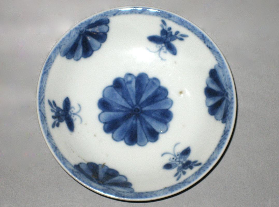 1978.0071.002 b Saucer