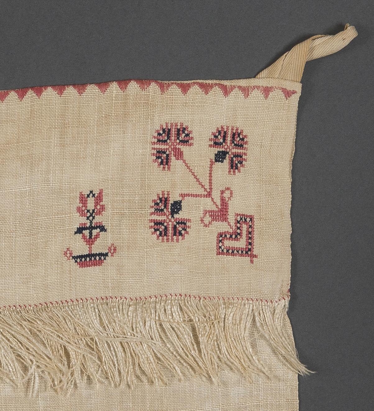 1978.0092 Towel, detail 4