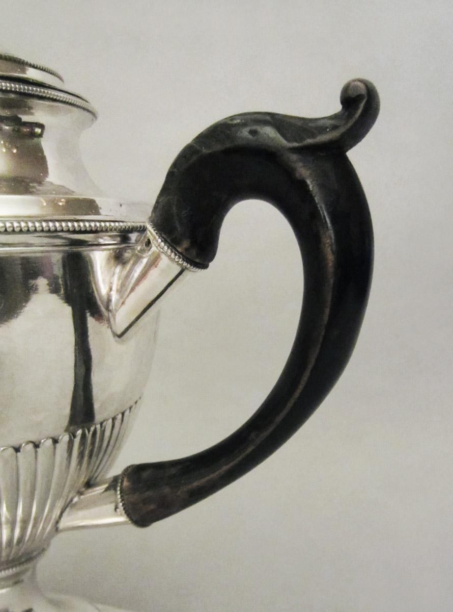 1978.0137 A Teapot, handle
