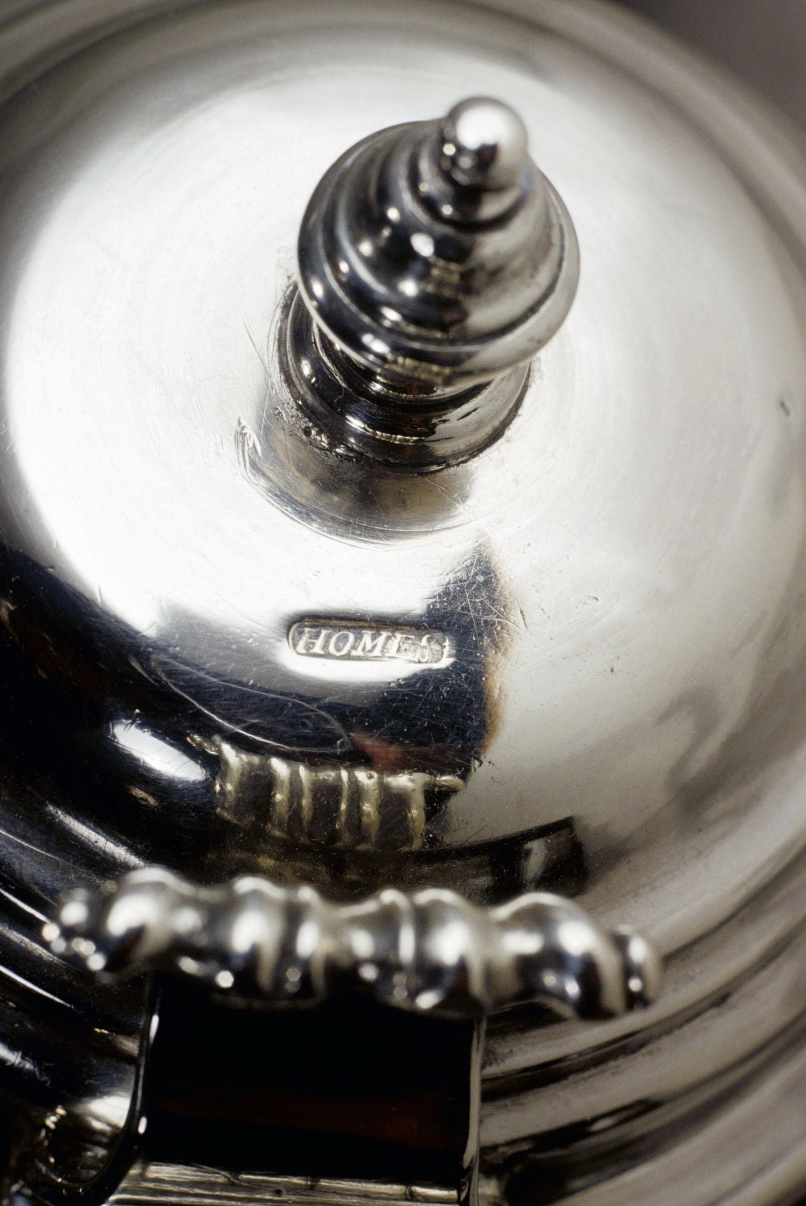 1978.0140 Tankard, detail 2