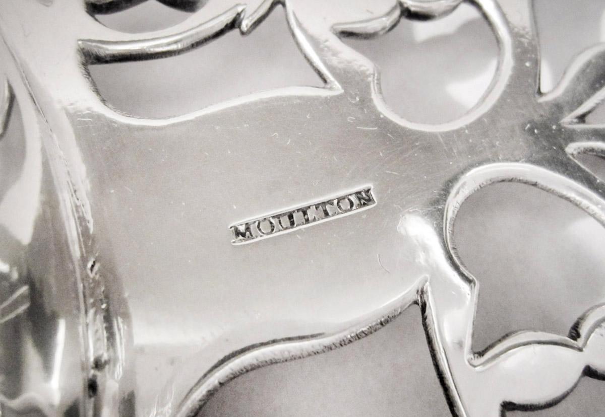 1978.0144 Porringer, mark