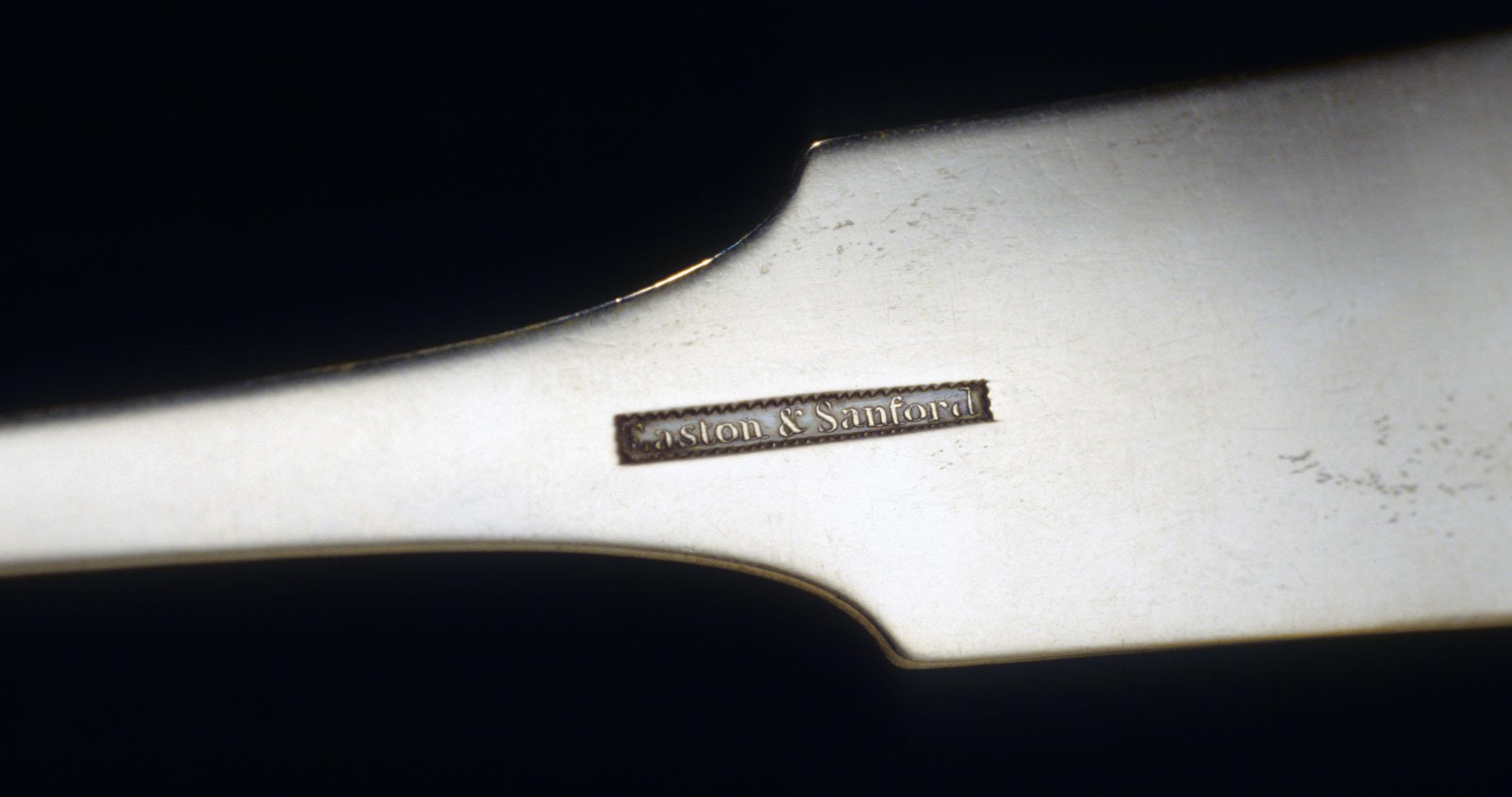 1978.0146 Ladle, detail 1