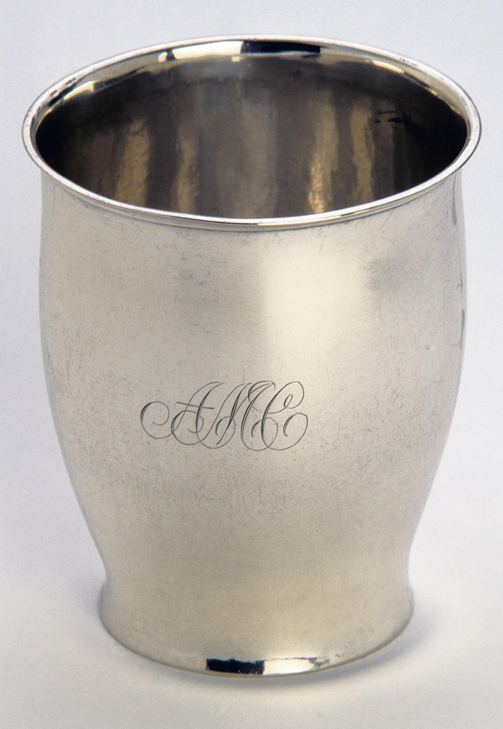 1978.0150 Beaker, view 2
