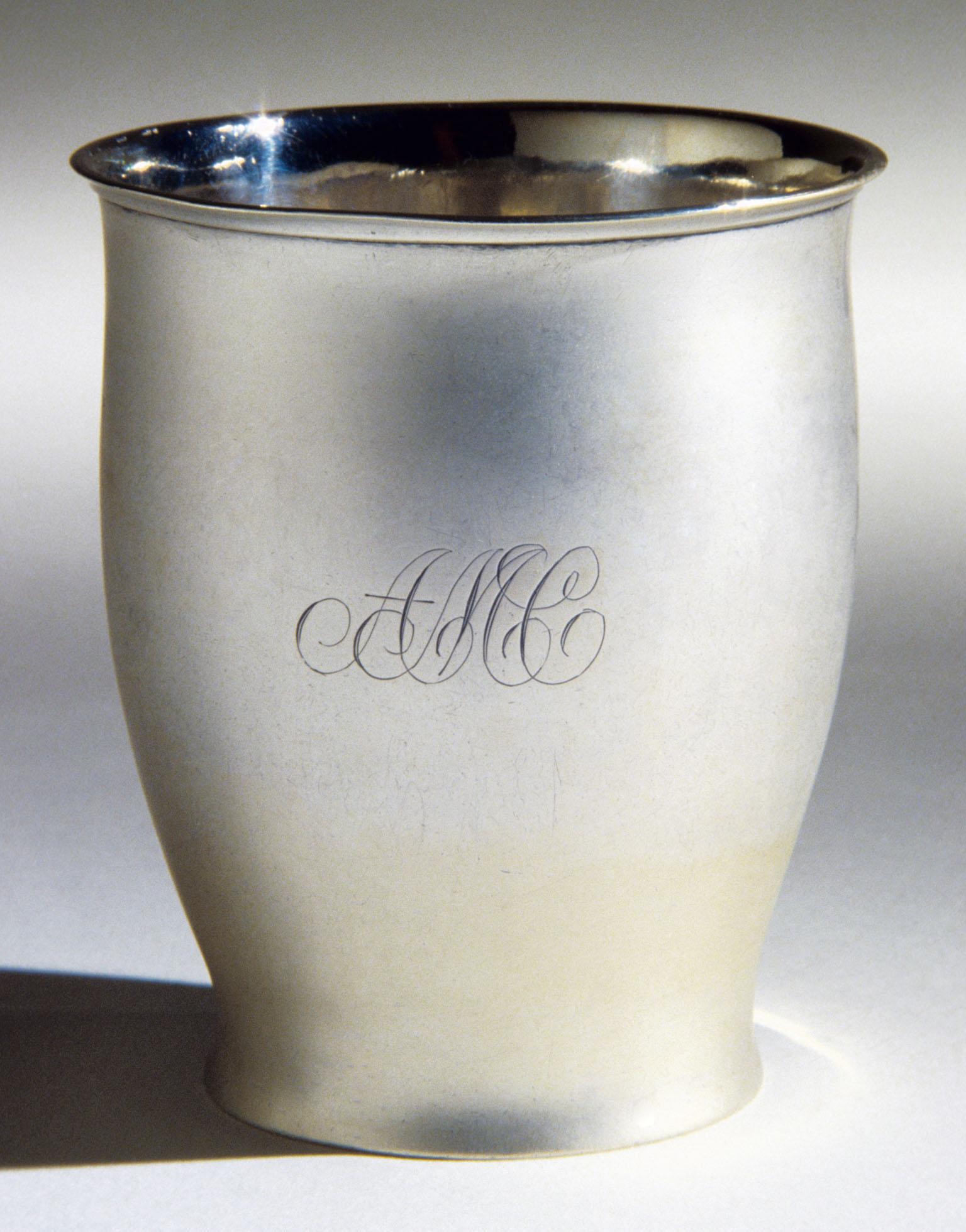1978.0150 Beaker, view 1